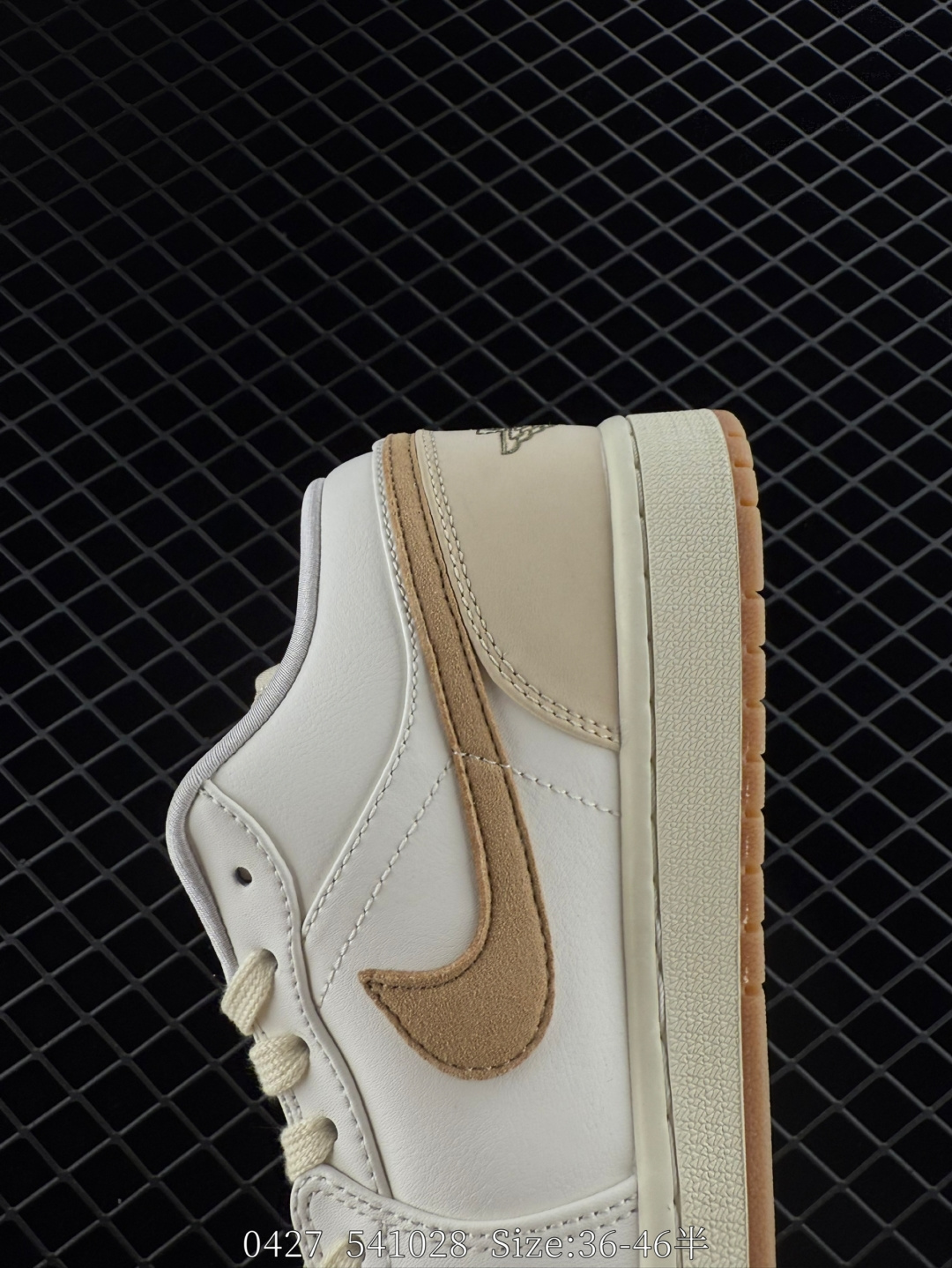 NIKE AIR JORDAN 1 LOW SE AJ1